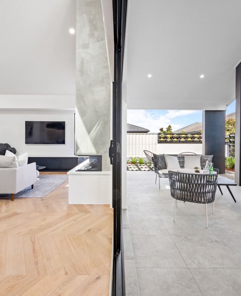 Outdoor Tiles 12